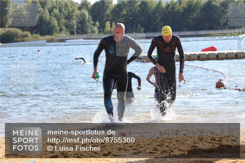 07.09.2025 - 19. Norderstedt Triathlon Luisa Fischer http://msf.ph/oto/8755360 07.09.2025 15:42:08 Schwimmen 1102, 1550, 1556, 1558, 1567 meine-sportfotos.de