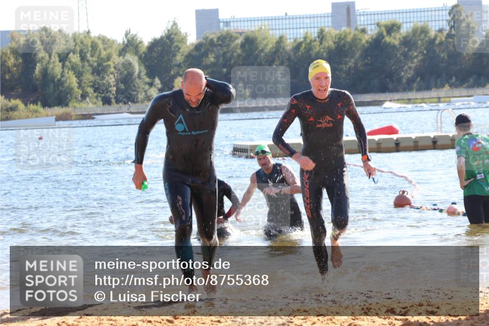 07.09.2025 - 19. Norderstedt Triathlon Luisa Fischer http://msf.ph/oto/8755368 07.09.2025 15:42:09 Schwimmen 1102, 1550, 1556, 1558, 1567 meine-sportfotos.de