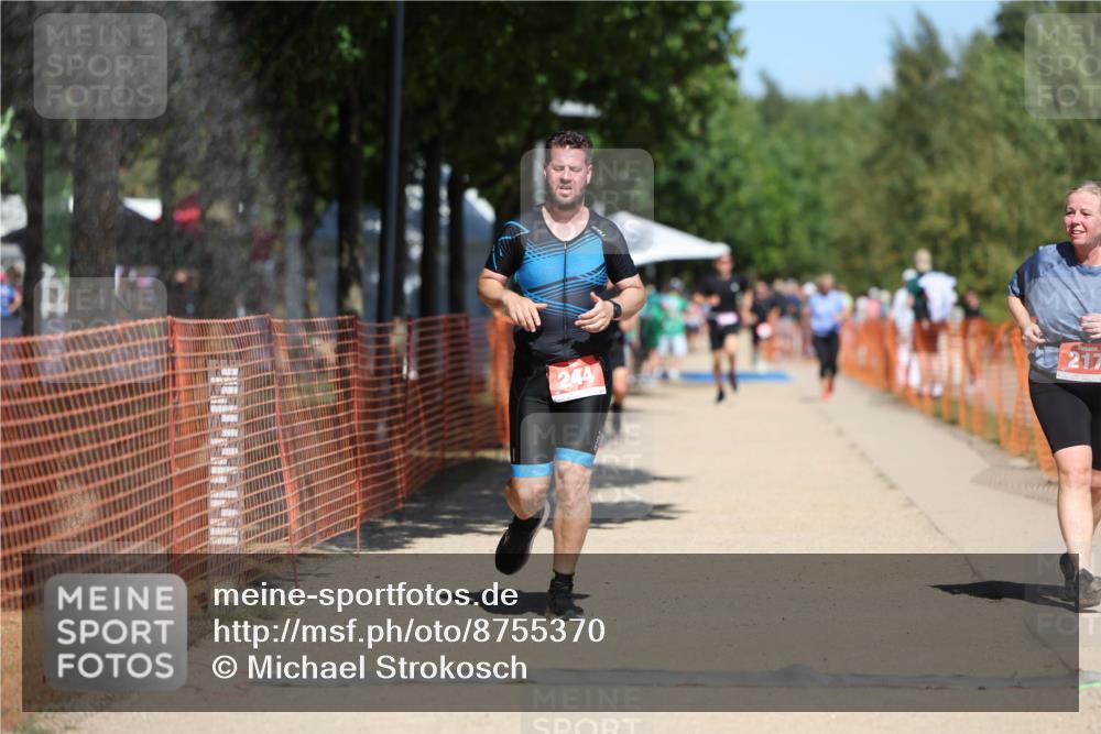 07.09.2025 - 19. Norderstedt Triathlon Michael Strokosch http://msf.ph/oto/8755370 07.09.2025 13:11:23 Laufen 217, 244, 813 meine-sportfotos.de