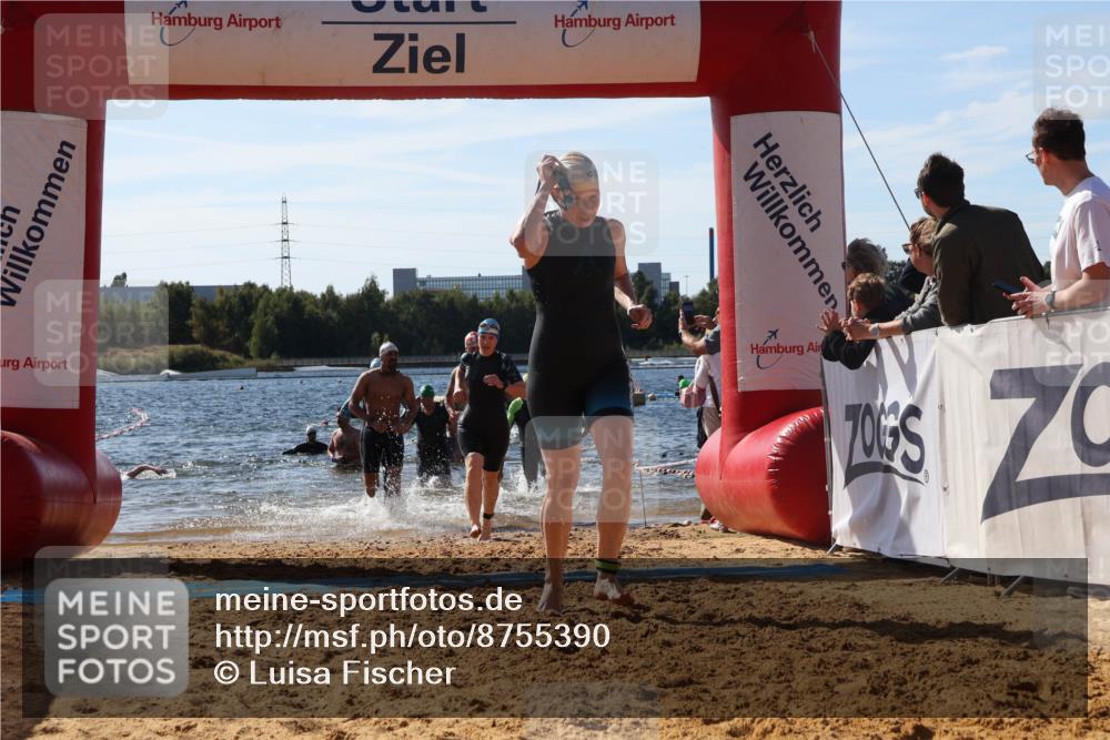 07.09.2025 - 19. Norderstedt Triathlon Luisa Fischer http://msf.ph/oto/8755390 07.09.2025 11:44:44 Schwimmen 207, 251, 292, 695, 756, 776, 1309, 1343, 1364 meine-sportfotos.de