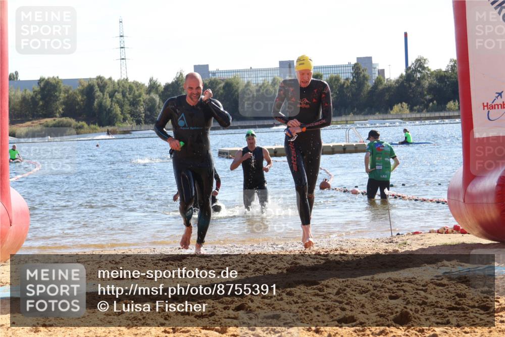 07.09.2025 - 19. Norderstedt Triathlon Luisa Fischer http://msf.ph/oto/8755391 07.09.2025 15:42:10 Schwimmen 1102, 1555, 1556, 1558, 1567 meine-sportfotos.de
