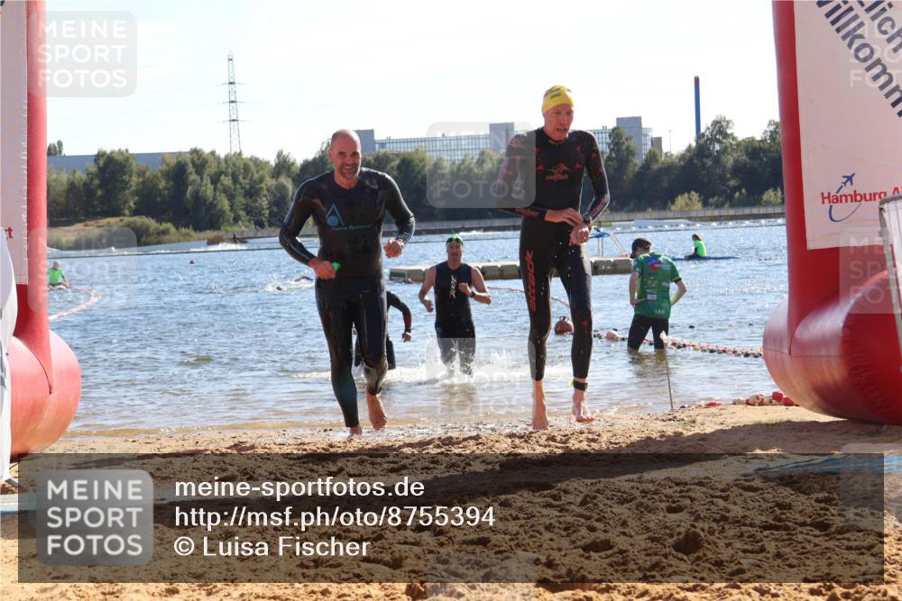 07.09.2025 - 19. Norderstedt Triathlon Luisa Fischer http://msf.ph/oto/8755394 07.09.2025 15:42:10 Schwimmen 1102, 1555, 1556, 1558, 1567 meine-sportfotos.de