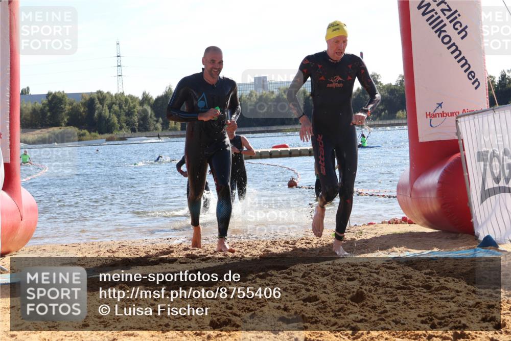 07.09.2025 - 19. Norderstedt Triathlon Luisa Fischer http://msf.ph/oto/8755406 07.09.2025 15:42:11 Schwimmen 1102, 1555, 1556, 1558, 1567, 1588 meine-sportfotos.de