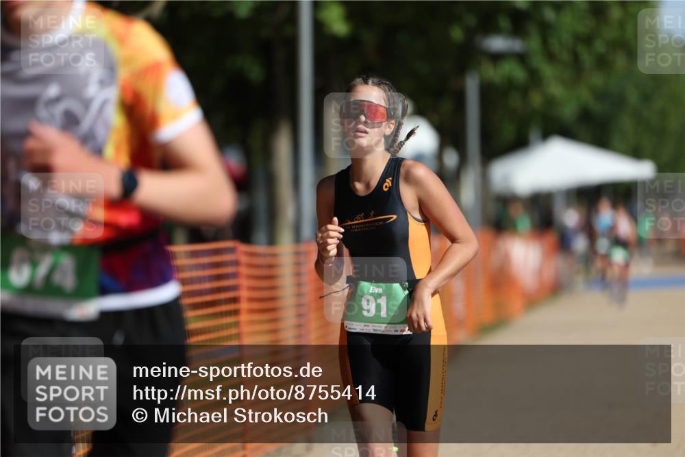 07.09.2025 - 19. Norderstedt Triathlon Michael Strokosch http://msf.ph/oto/8755414 07.09.2025 11:00:06 Laufen 91, 674 meine-sportfotos.de