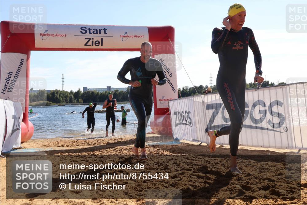 07.09.2025 - 19. Norderstedt Triathlon Luisa Fischer http://msf.ph/oto/8755434 07.09.2025 15:42:13 Schwimmen 1102, 1555, 1556, 1558, 1567, 1588 meine-sportfotos.de