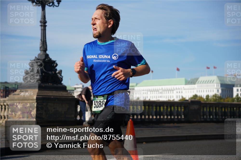 07.09.2025 - BARMER Alsterlauf Yannick Fuchs http://msf.ph/oto/8755440 07.09.2025 09:37:53 Laufen 5288 meine-sportfotos.de
