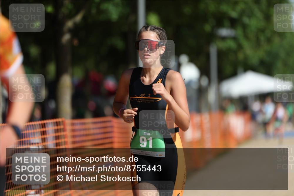 07.09.2025 - 19. Norderstedt Triathlon Michael Strokosch http://msf.ph/oto/8755443 07.09.2025 11:00:07 Laufen 91, 674 meine-sportfotos.de