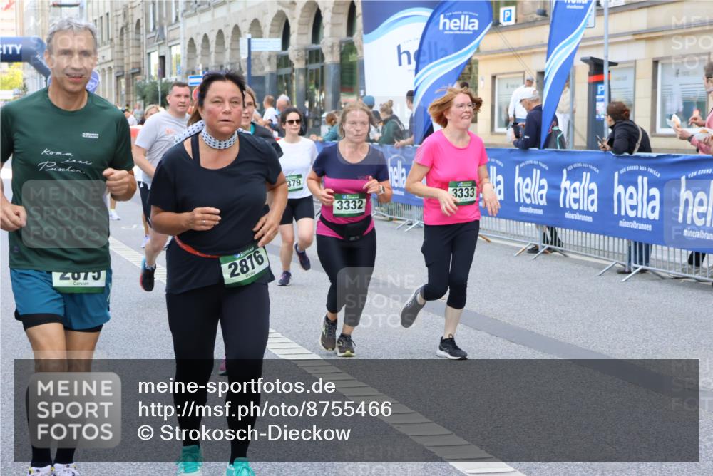 07.09.2025 - BARMER Alsterlauf Strokosch-Dieckow http://msf.ph/oto/8755466 07.09.2025 10:14:05 Ziel 2129, 2166, 2225, 2232, 2442, 2712, 2873, 2929, 2930, 3929, 4108, 4213, 4364, 4422, 4670, 4671, 5062, 5795, 6145, 6312, 6337, 8101, 8120, 8257 meine-sportfotos.de