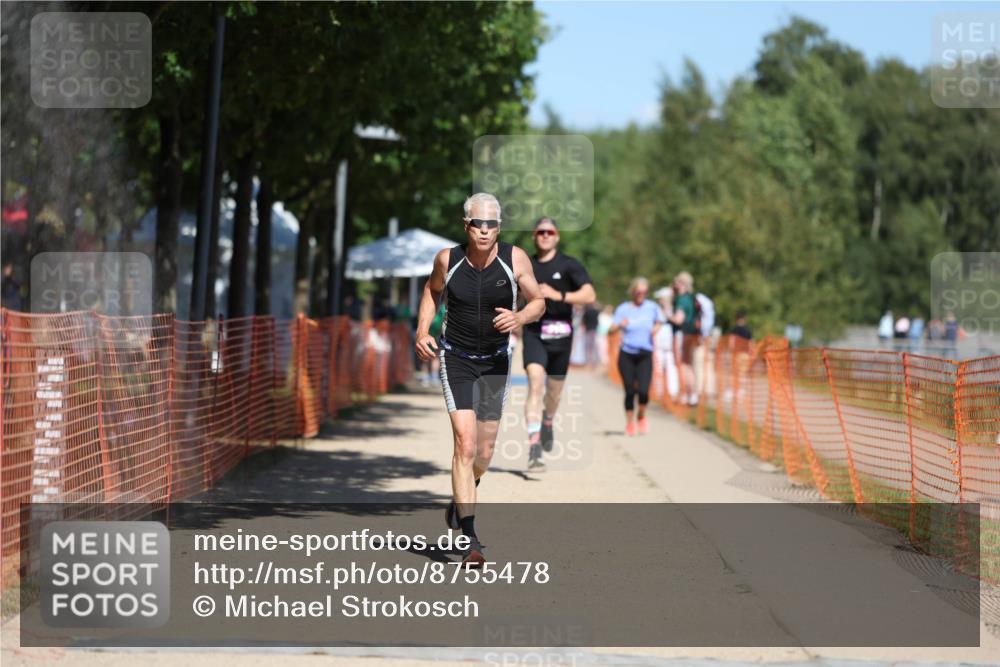 07.09.2025 - 19. Norderstedt Triathlon Michael Strokosch http://msf.ph/oto/8755478 07.09.2025 13:11:29 Laufen 217, 244, 318, 813 meine-sportfotos.de