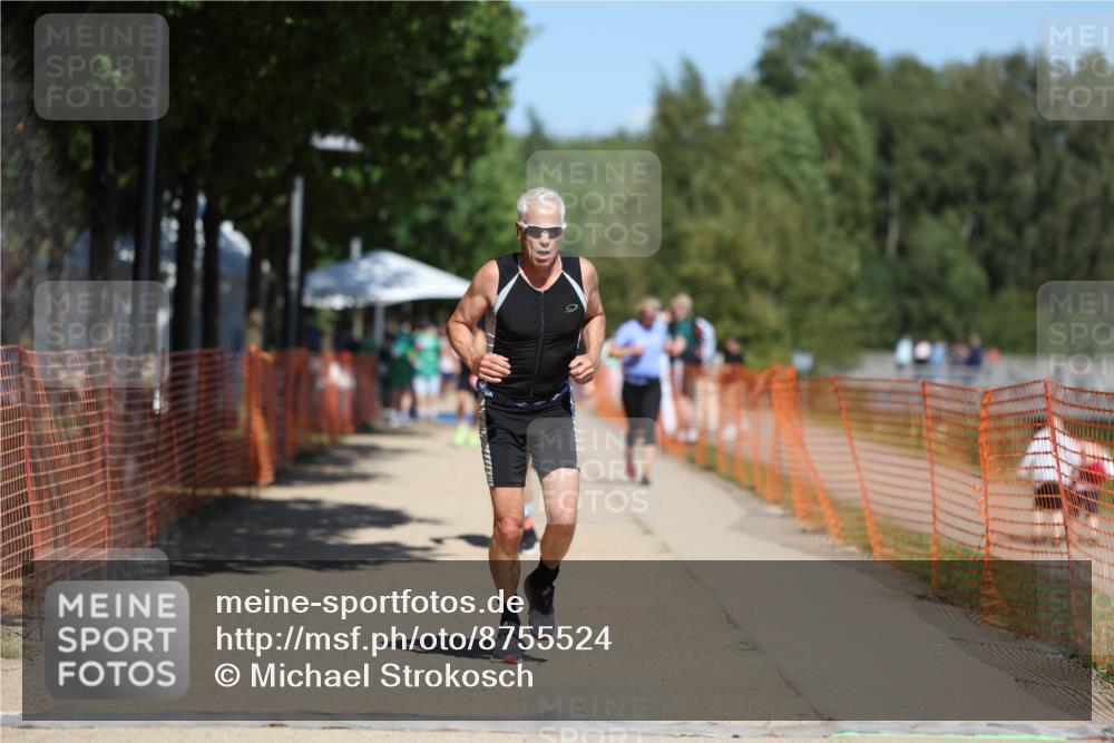 07.09.2025 - 19. Norderstedt Triathlon Michael Strokosch http://msf.ph/oto/8755524 07.09.2025 13:11:30 Laufen 217, 318, 813 meine-sportfotos.de