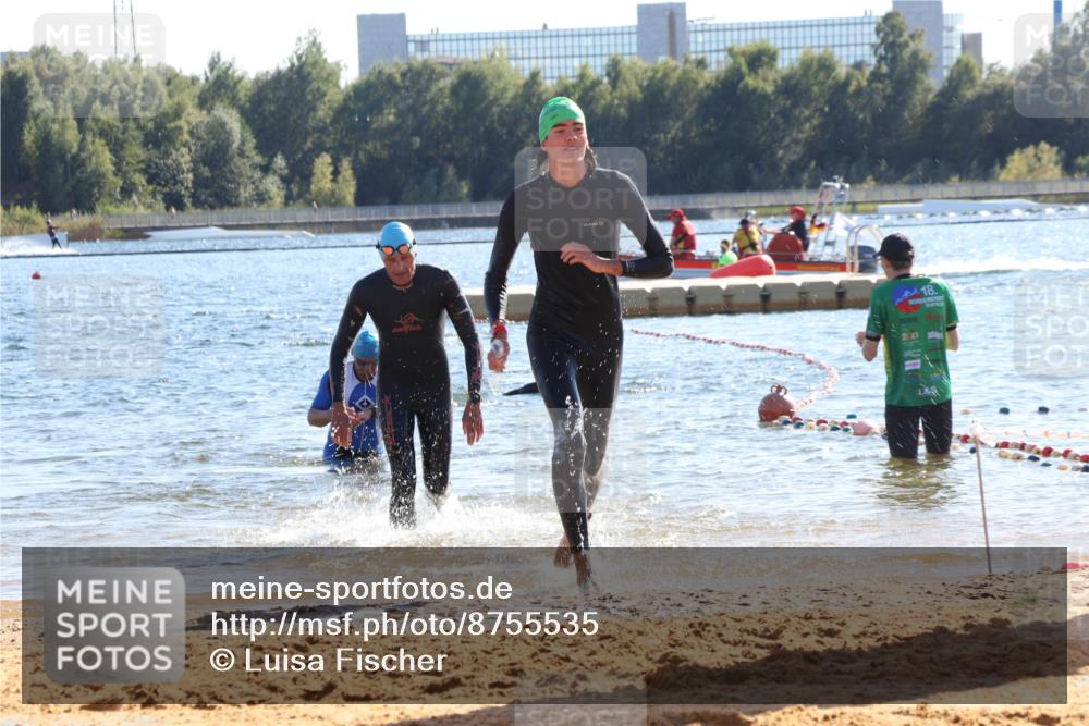 07.09.2025 - 19. Norderstedt Triathlon Luisa Fischer http://msf.ph/oto/8755535 07.09.2025 15:43:03 Schwimmen 1585, 1632 meine-sportfotos.de