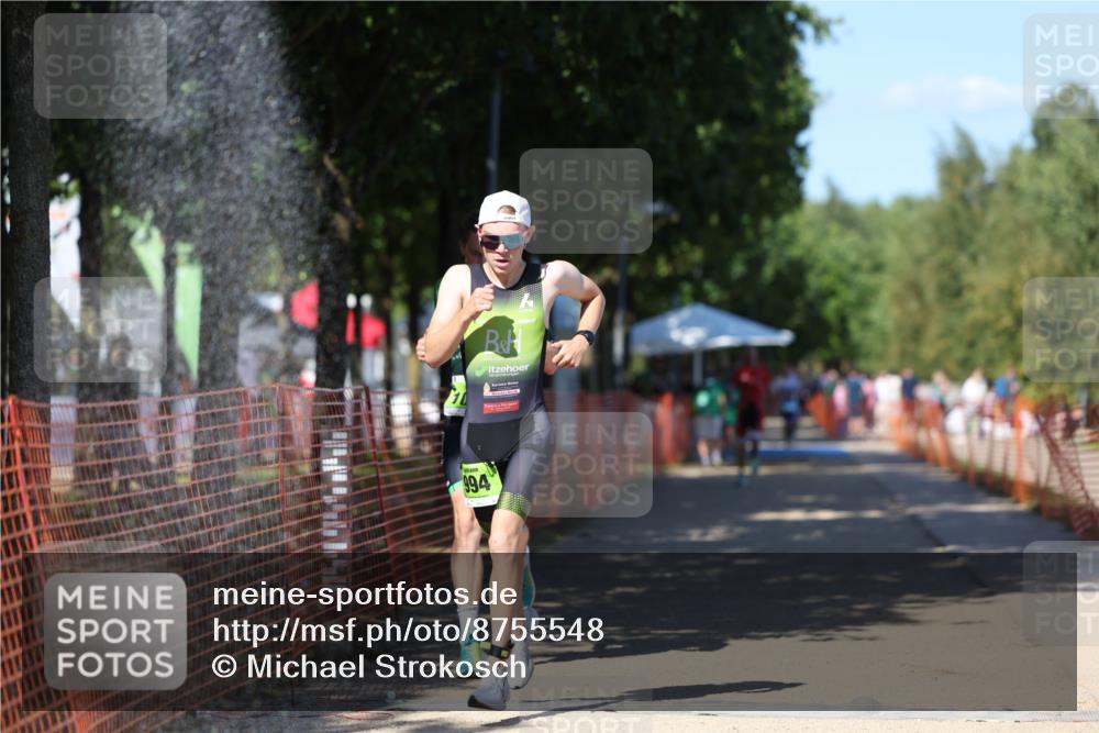 07.09.2025 - 19. Norderstedt Triathlon Michael Strokosch http://msf.ph/oto/8755548 07.09.2025 14:53:28 Laufen 994, 1015 meine-sportfotos.de