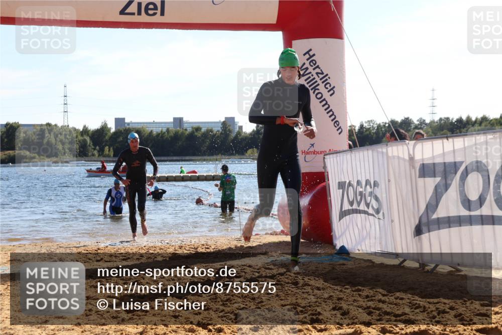 07.09.2025 - 19. Norderstedt Triathlon Luisa Fischer http://msf.ph/oto/8755575 07.09.2025 15:43:06 Schwimmen 1585, 1632 meine-sportfotos.de