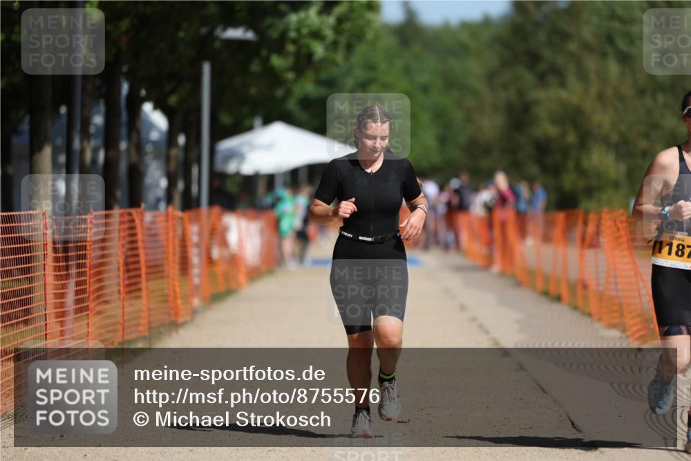 07.09.2025 - 19. Norderstedt Triathlon Michael Strokosch http://msf.ph/oto/8755576 07.09.2025 12:03:05 Laufen 186, 1187, 1313, 1394 meine-sportfotos.de