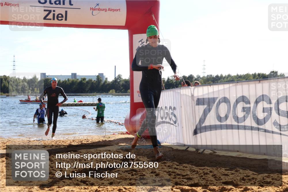 07.09.2025 - 19. Norderstedt Triathlon Luisa Fischer http://msf.ph/oto/8755580 07.09.2025 15:43:06 Schwimmen 1585, 1632 meine-sportfotos.de