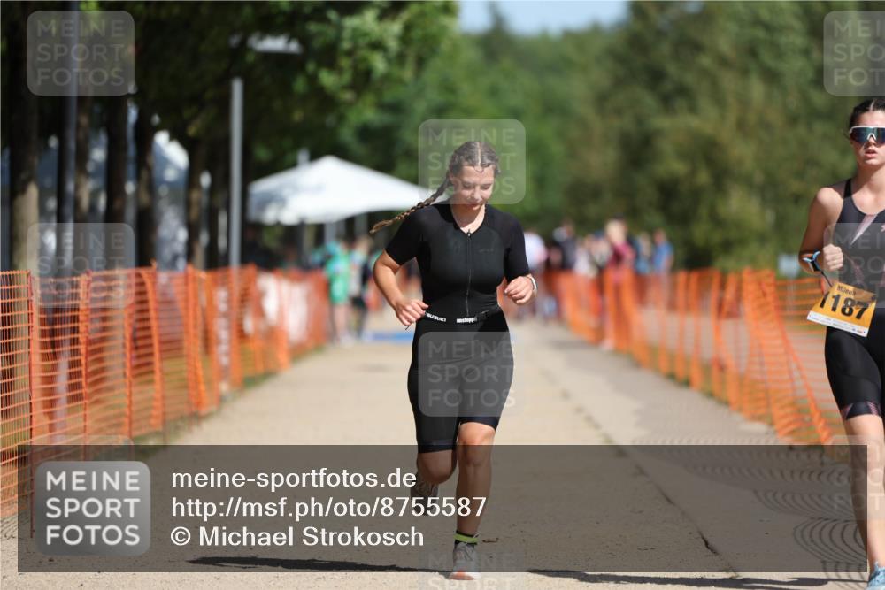 07.09.2025 - 19. Norderstedt Triathlon Michael Strokosch http://msf.ph/oto/8755587 07.09.2025 12:03:05 Laufen 186, 1187, 1313, 1394 meine-sportfotos.de