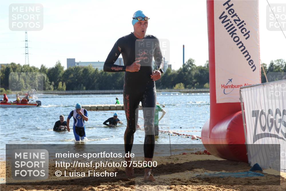 07.09.2025 - 19. Norderstedt Triathlon Luisa Fischer http://msf.ph/oto/8755600 07.09.2025 15:43:08 Schwimmen 1585, 1632 meine-sportfotos.de