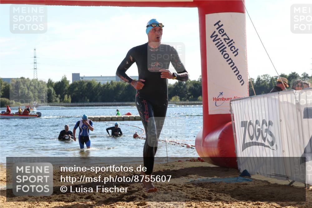 07.09.2025 - 19. Norderstedt Triathlon Luisa Fischer http://msf.ph/oto/8755607 07.09.2025 15:43:08 Schwimmen 1585, 1632 meine-sportfotos.de