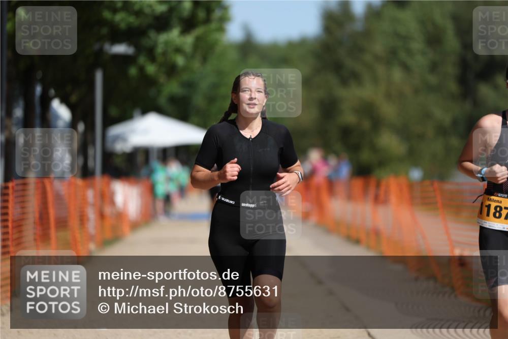 07.09.2025 - 19. Norderstedt Triathlon Michael Strokosch http://msf.ph/oto/8755631 07.09.2025 12:03:06 Laufen 1187, 1313, 1394 meine-sportfotos.de