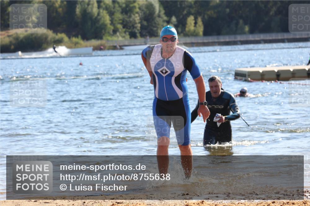 07.09.2025 - 19. Norderstedt Triathlon Luisa Fischer http://msf.ph/oto/8755638 07.09.2025 15:43:13 Schwimmen 1585, 1632 meine-sportfotos.de