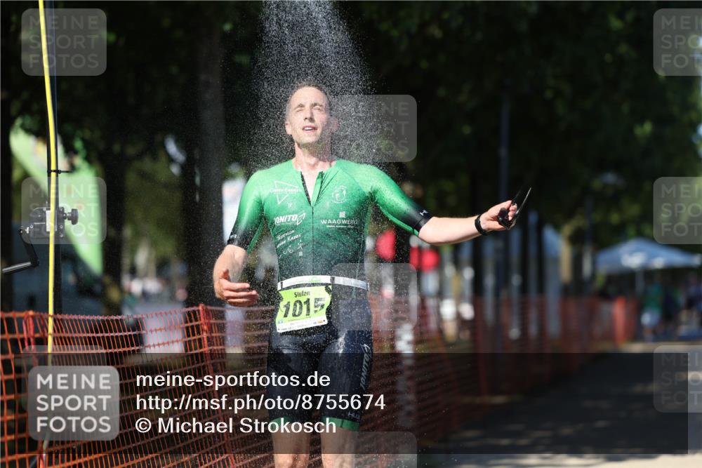 07.09.2025 - 19. Norderstedt Triathlon Michael Strokosch http://msf.ph/oto/8755674 07.09.2025 14:53:31 Laufen 977, 994, 1015 meine-sportfotos.de