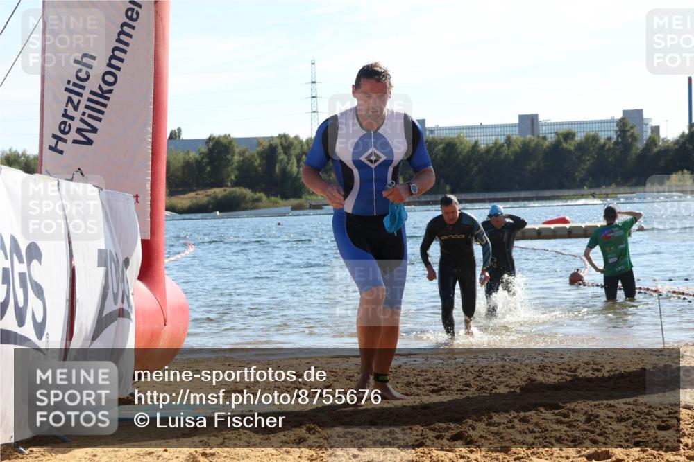 07.09.2025 - 19. Norderstedt Triathlon Luisa Fischer http://msf.ph/oto/8755676 07.09.2025 15:43:19 Schwimmen 1562, 1568, 1632 meine-sportfotos.de