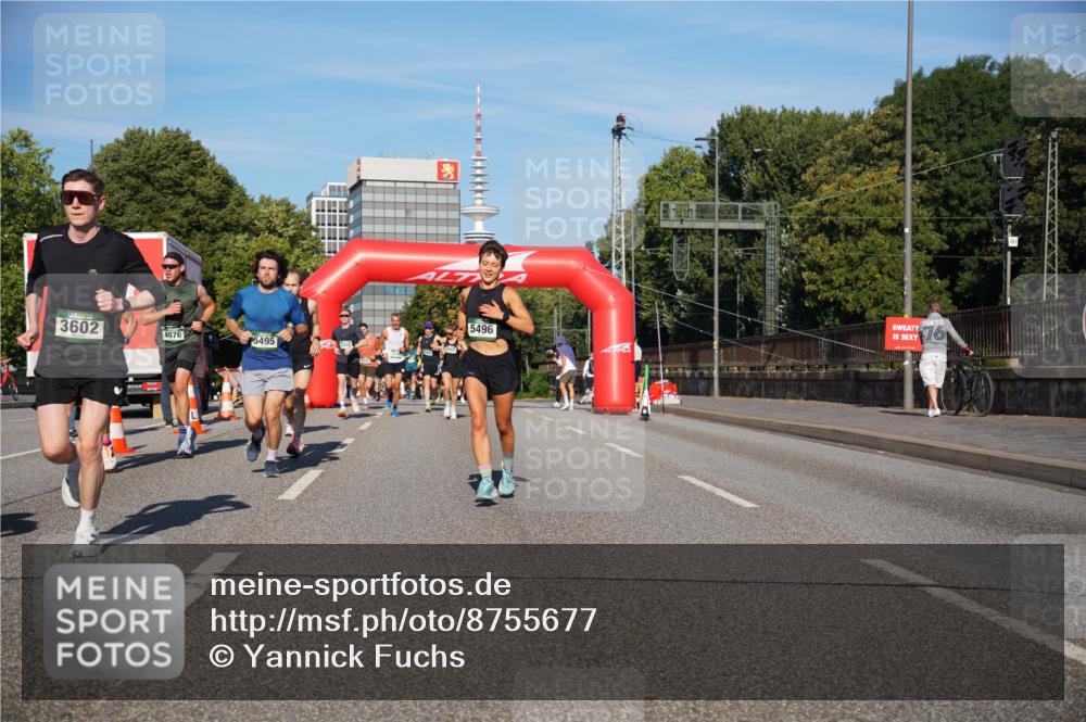 07.09.2025 - BARMER Alsterlauf Yannick Fuchs http://msf.ph/oto/8755677 07.09.2025 09:38:00 Laufen 3602, 5496, 4076, 5495 meine-sportfotos.de