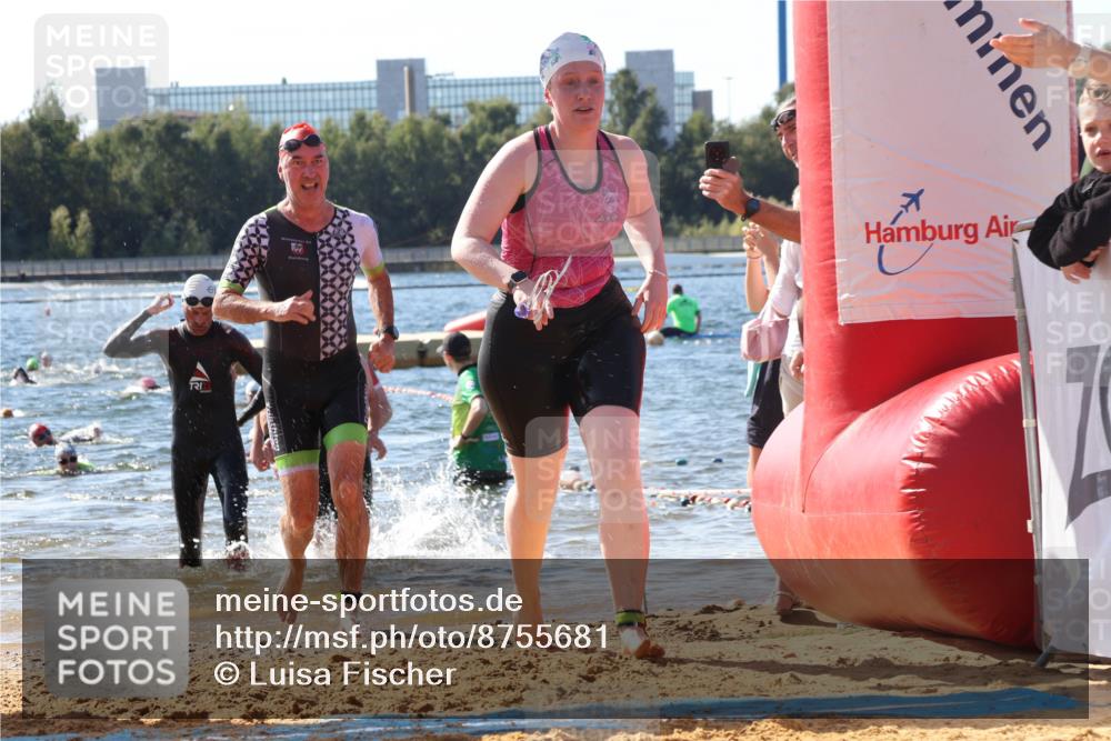 07.09.2025 - 19. Norderstedt Triathlon Luisa Fischer http://msf.ph/oto/8755681 07.09.2025 11:45:01 Schwimmen 717, 728, 758, 851, 852, 898, 1307, 1309 meine-sportfotos.de