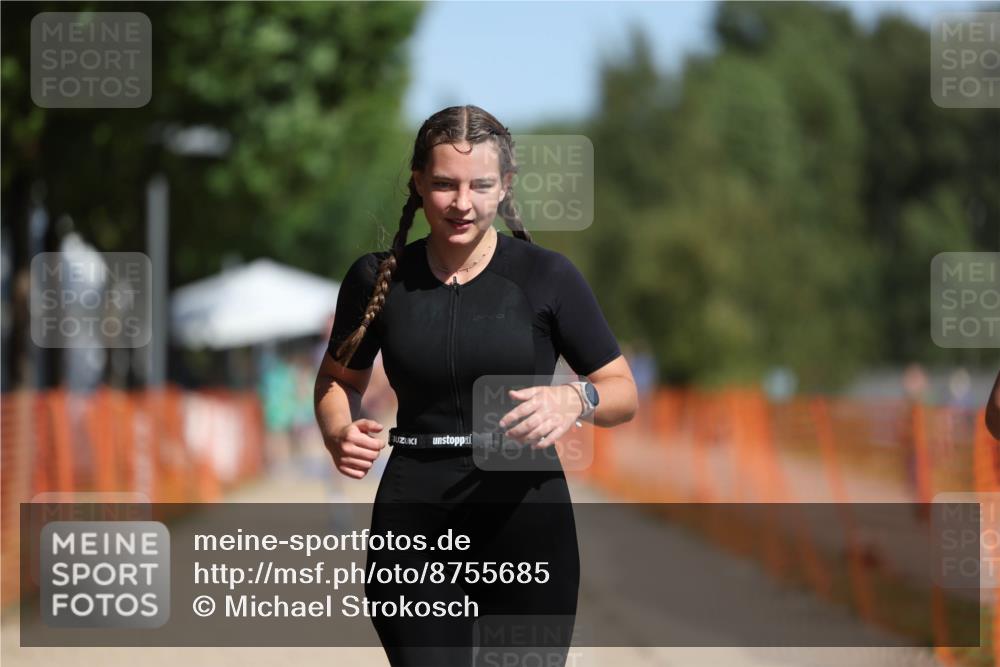 07.09.2025 - 19. Norderstedt Triathlon Michael Strokosch http://msf.ph/oto/8755685 07.09.2025 12:03:08 Laufen 1187, 1206, 1313, 1394 meine-sportfotos.de