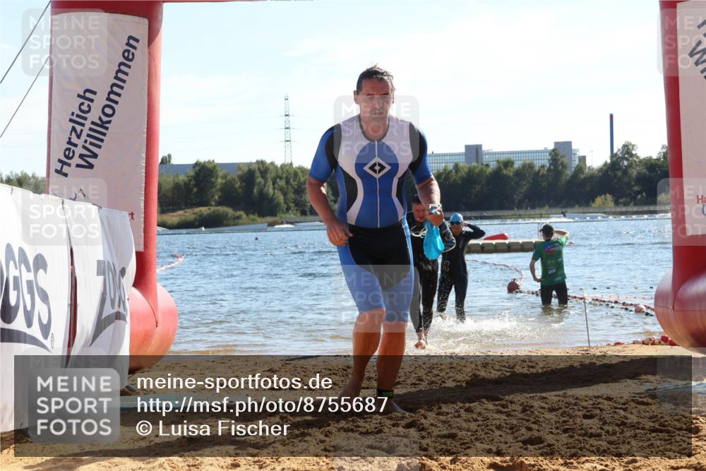 07.09.2025 - 19. Norderstedt Triathlon Luisa Fischer http://msf.ph/oto/8755687 07.09.2025 15:43:20 Schwimmen 1562, 1568, 1621, 1632 meine-sportfotos.de