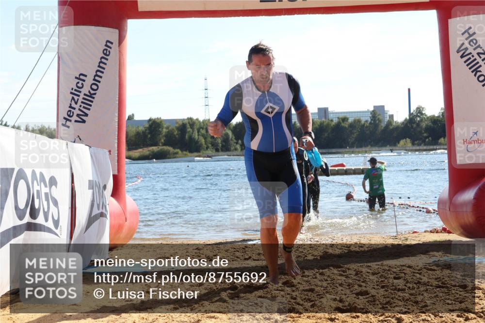 07.09.2025 - 19. Norderstedt Triathlon Luisa Fischer http://msf.ph/oto/8755692 07.09.2025 15:43:20 Schwimmen 1562, 1568, 1621, 1632 meine-sportfotos.de