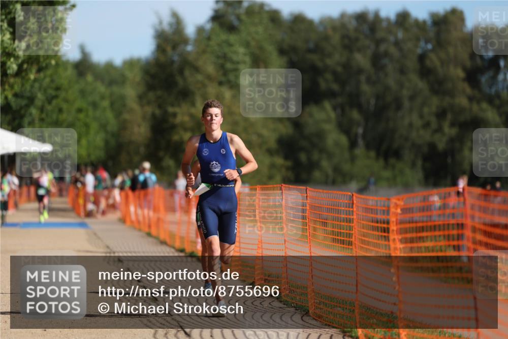 07.09.2025 - 19. Norderstedt Triathlon Michael Strokosch http://msf.ph/oto/8755696 07.09.2025 10:41:45 Laufen 657, 673, 1132, 1148 meine-sportfotos.de