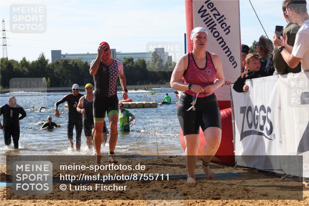 07.09.2025 - 19. Norderstedt Triathlon Luisa Fischer http://msf.ph/oto/8755711 07.09.2025 11:45:02 Schwimmen 717, 728, 758, 851, 852, 898, 1307 meine-sportfotos.de
