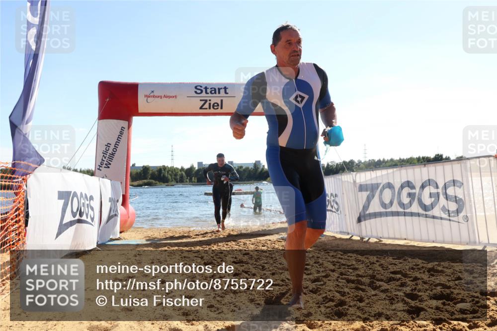 07.09.2025 - 19. Norderstedt Triathlon Luisa Fischer http://msf.ph/oto/8755722 07.09.2025 15:43:22 Schwimmen 1562, 1568, 1621 meine-sportfotos.de