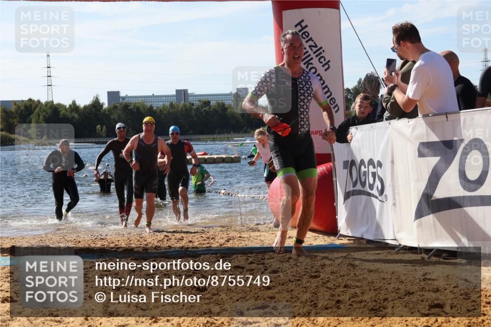 07.09.2025 - 19. Norderstedt Triathlon Luisa Fischer http://msf.ph/oto/8755749 07.09.2025 11:45:04 Schwimmen 697, 717, 758, 851, 852, 898, 1237, 1307 meine-sportfotos.de