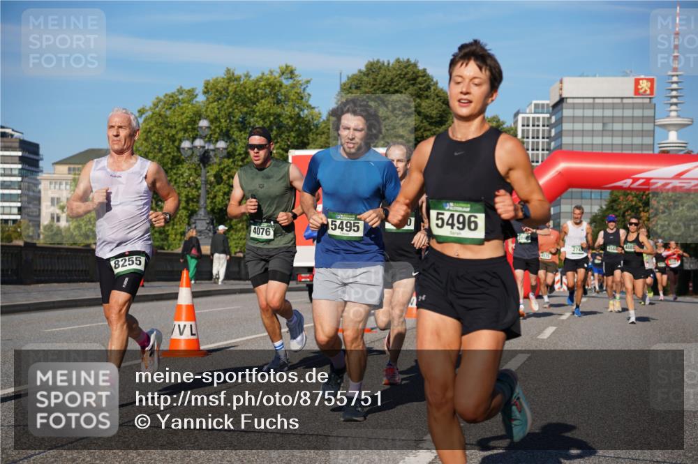 07.09.2025 - BARMER Alsterlauf Yannick Fuchs http://msf.ph/oto/8755751 07.09.2025 09:38:01 Laufen 5496, 4076, 5495, 8255, 488, 274, 456, 4575 meine-sportfotos.de