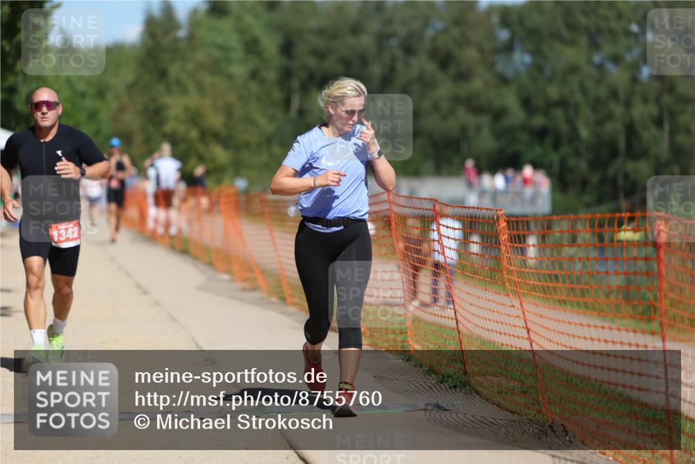 07.09.2025 - 19. Norderstedt Triathlon Michael Strokosch http://msf.ph/oto/8755760 07.09.2025 13:11:39 Laufen 853, 1342 meine-sportfotos.de