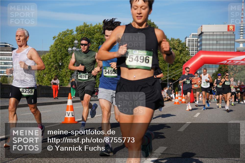 07.09.2025 - BARMER Alsterlauf Yannick Fuchs http://msf.ph/oto/8755773 07.09.2025 09:38:01 Laufen 8255, 4076, 5495, 5496, 2369, 2745, 4589, 4885 meine-sportfotos.de