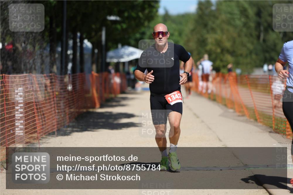 07.09.2025 - 19. Norderstedt Triathlon Michael Strokosch http://msf.ph/oto/8755784 07.09.2025 13:11:40 Laufen 853, 1342 meine-sportfotos.de