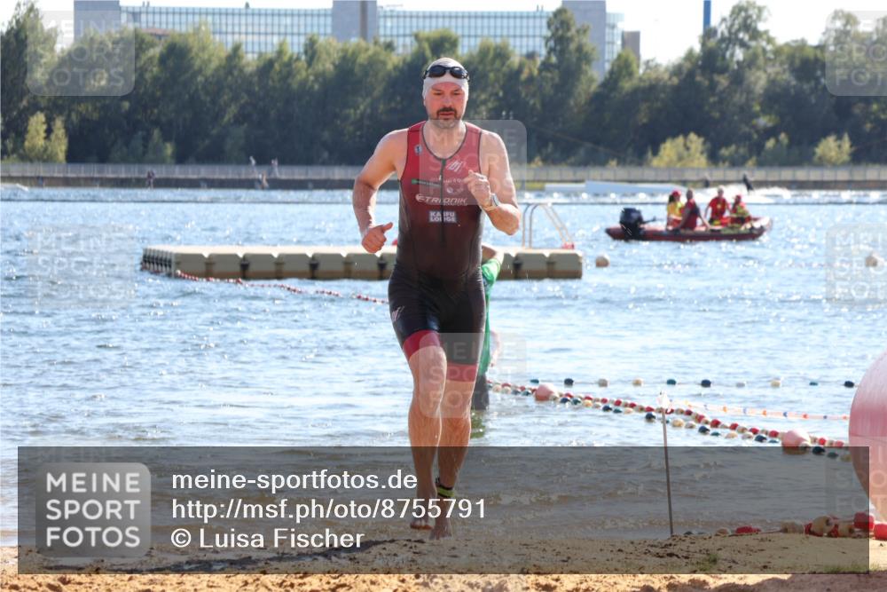 07.09.2025 - 19. Norderstedt Triathlon Luisa Fischer http://msf.ph/oto/8755791 07.09.2025 15:43:42 Schwimmen 1575 meine-sportfotos.de