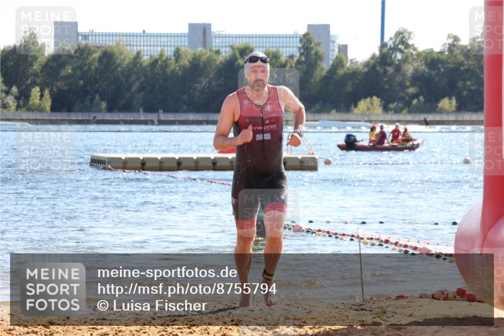 07.09.2025 - 19. Norderstedt Triathlon Luisa Fischer http://msf.ph/oto/8755794 07.09.2025 15:43:42 Schwimmen 1575 meine-sportfotos.de
