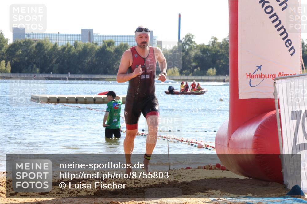 07.09.2025 - 19. Norderstedt Triathlon Luisa Fischer http://msf.ph/oto/8755803 07.09.2025 15:43:43 Schwimmen 1575 meine-sportfotos.de