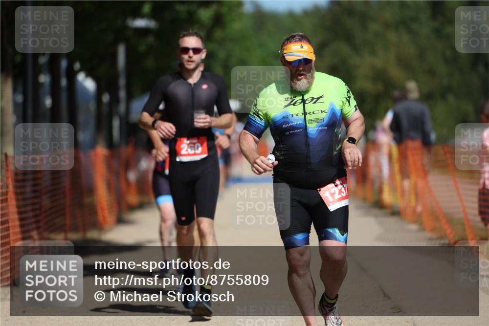 07.09.2025 - 19. Norderstedt Triathlon Michael Strokosch http://msf.ph/oto/8755809 07.09.2025 12:49:49 Laufen 137, 167, 207, 260, 721, 1237 meine-sportfotos.de