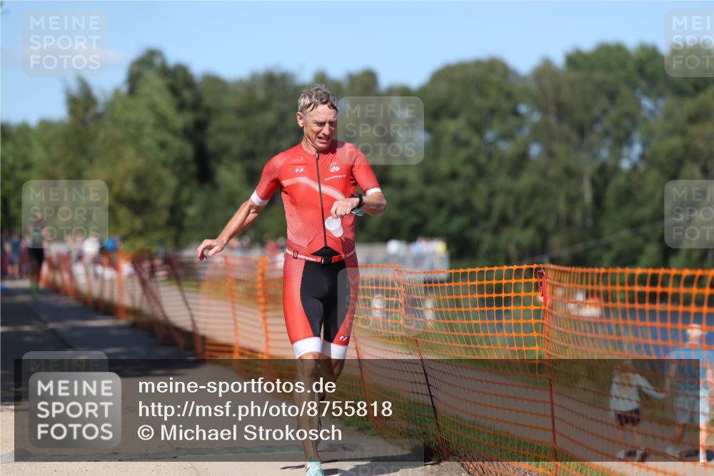 07.09.2025 - 19. Norderstedt Triathlon Michael Strokosch http://msf.ph/oto/8755818 07.09.2025 14:53:38 Laufen 977 meine-sportfotos.de