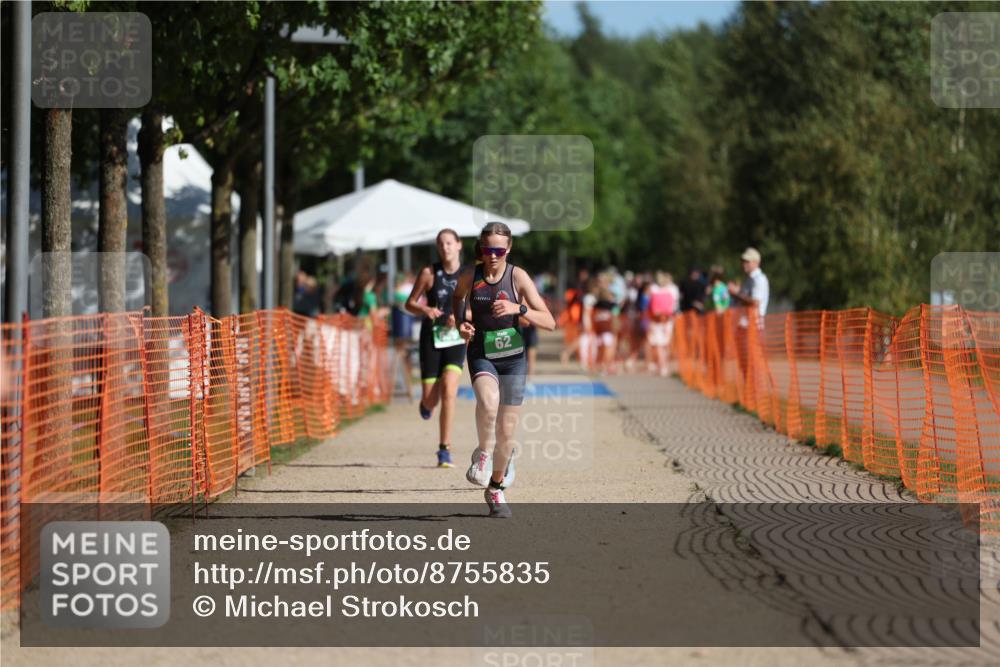 07.09.2025 - 19. Norderstedt Triathlon Michael Strokosch http://msf.ph/oto/8755835 07.09.2025 11:00:44 Laufen 62, 123, 127 meine-sportfotos.de