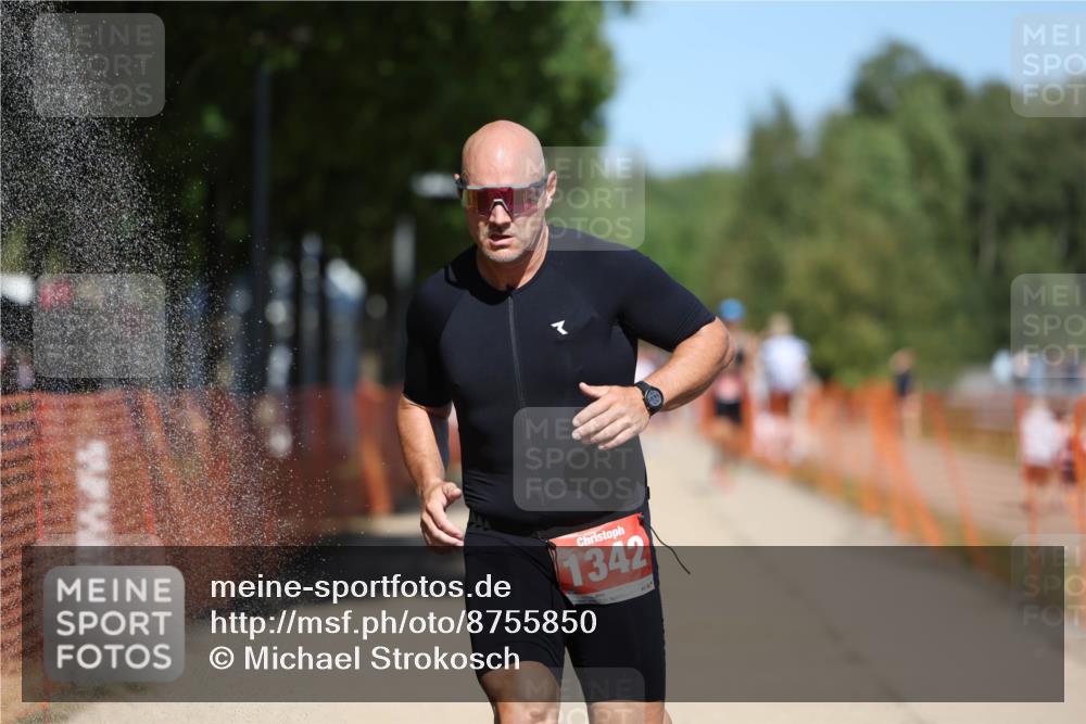 07.09.2025 - 19. Norderstedt Triathlon Michael Strokosch http://msf.ph/oto/8755850 07.09.2025 13:11:41 Laufen 820, 853, 1342 meine-sportfotos.de
