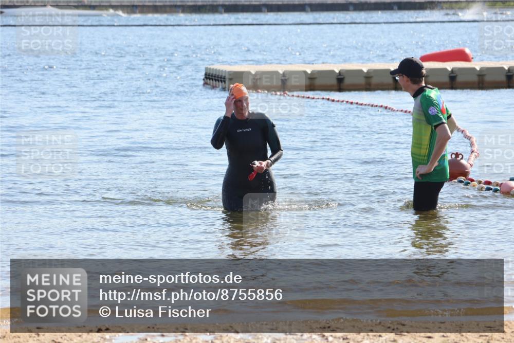 07.09.2025 - 19. Norderstedt Triathlon Luisa Fischer http://msf.ph/oto/8755856 07.09.2025 15:46:41 Schwimmen  meine-sportfotos.de