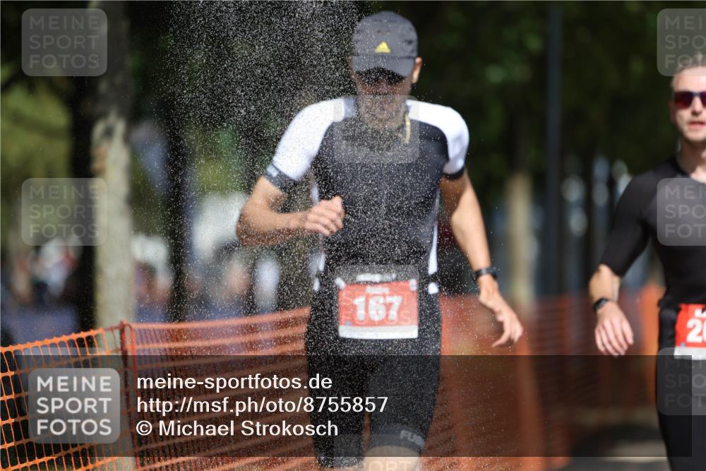 07.09.2025 - 19. Norderstedt Triathlon Michael Strokosch http://msf.ph/oto/8755857 07.09.2025 12:49:51 Laufen 137, 167, 260, 721, 1237 meine-sportfotos.de
