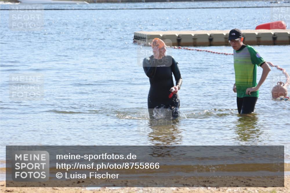 07.09.2025 - 19. Norderstedt Triathlon Luisa Fischer http://msf.ph/oto/8755866 07.09.2025 15:46:42 Schwimmen  meine-sportfotos.de