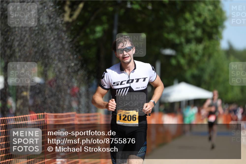 07.09.2025 - 19. Norderstedt Triathlon Michael Strokosch http://msf.ph/oto/8755876 07.09.2025 12:03:16 Laufen 1206 meine-sportfotos.de